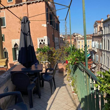 Residenza De L'Osmarin Suites Venice Luaran gambar