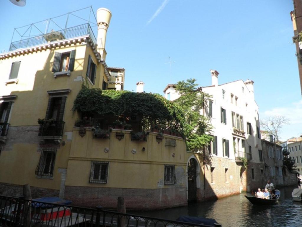 Residenza De L'Osmarin Suites Venice Luaran gambar